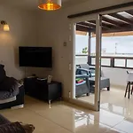 Angelmoon Modern & Sea Views Apartman