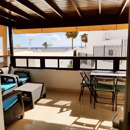 Angelmoon Modern & Sea Views Appartement