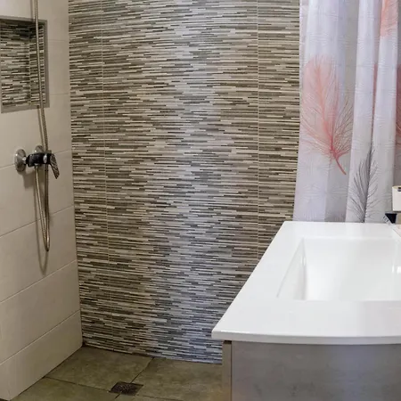 Angelmoon Modern & Sea Views