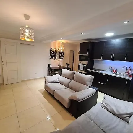 Angelmoon Modern & Sea Views Appartement Puerto del Carmen (Lanzarote)