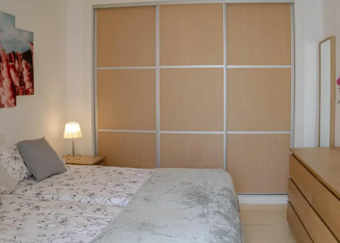 Angelmoon Modern & Sea Views *