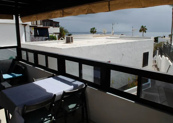 Angelmoon Modern & Sea Views Appartamento *